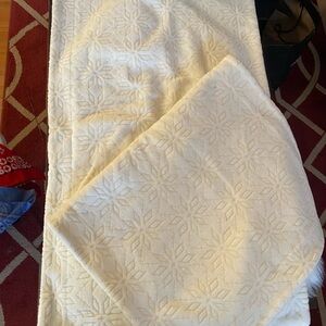 2 Eddie Bauer,  King pillow shams  with snow flakes